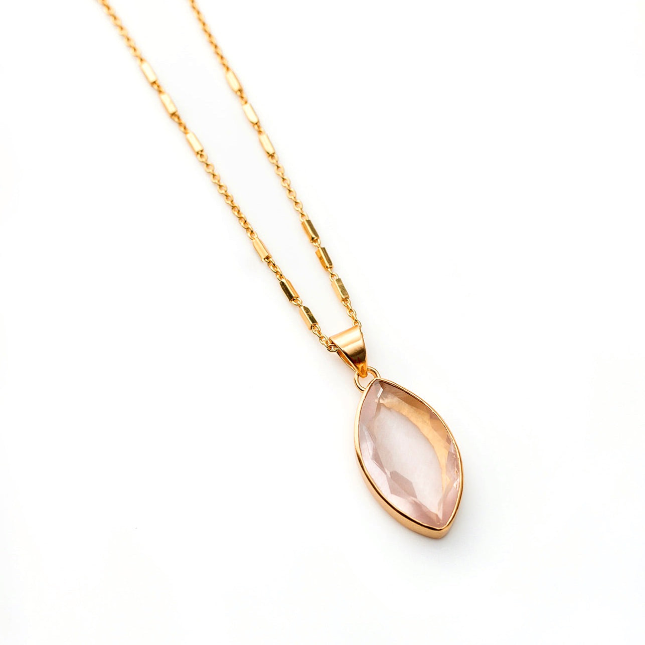 High-Priestess-Pendant-Rose-Quartz_2d4b8faf-097f-42b0-9a9c-c18882c39164