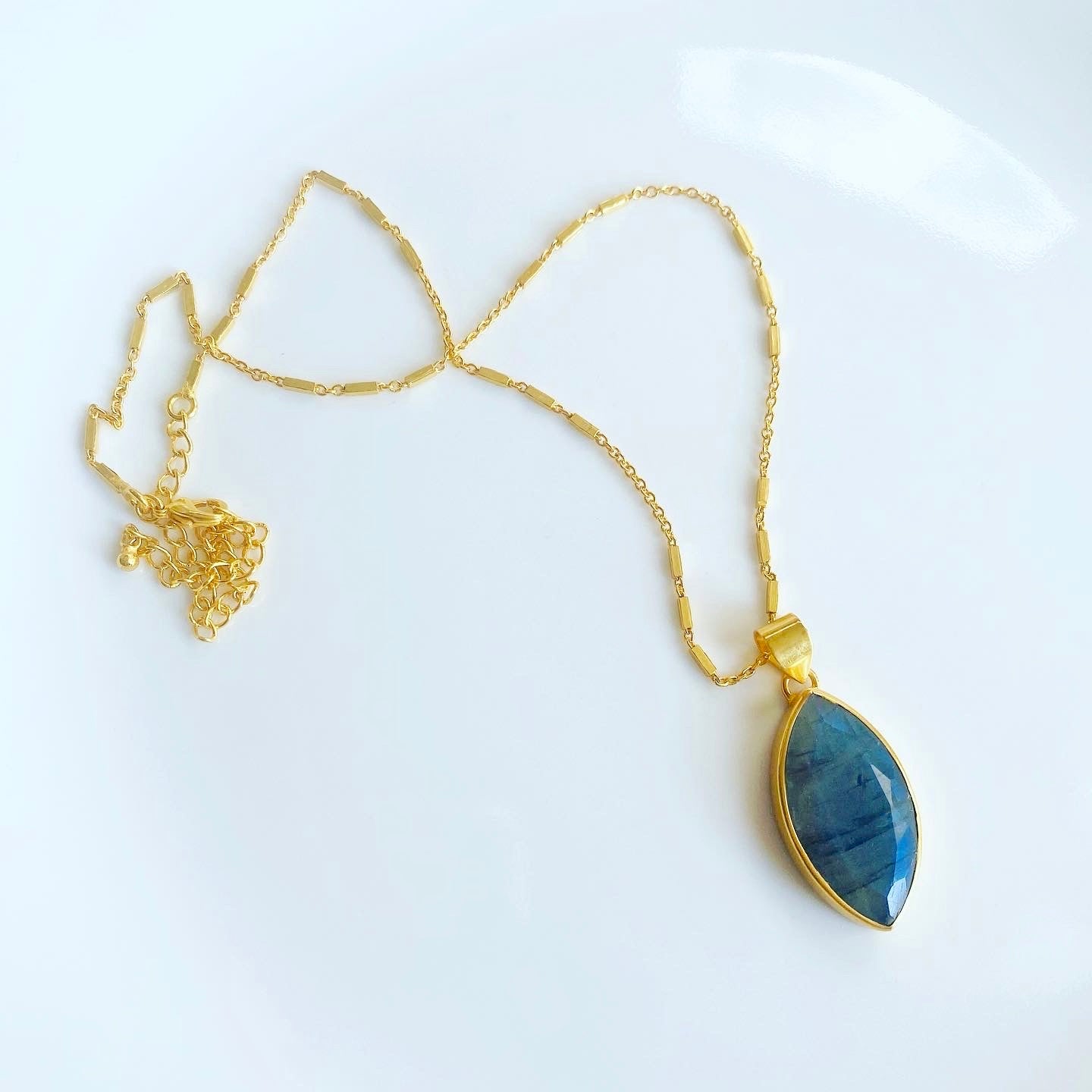 High-Priestess-Gold-Plated-Pendant-Labradorite-2